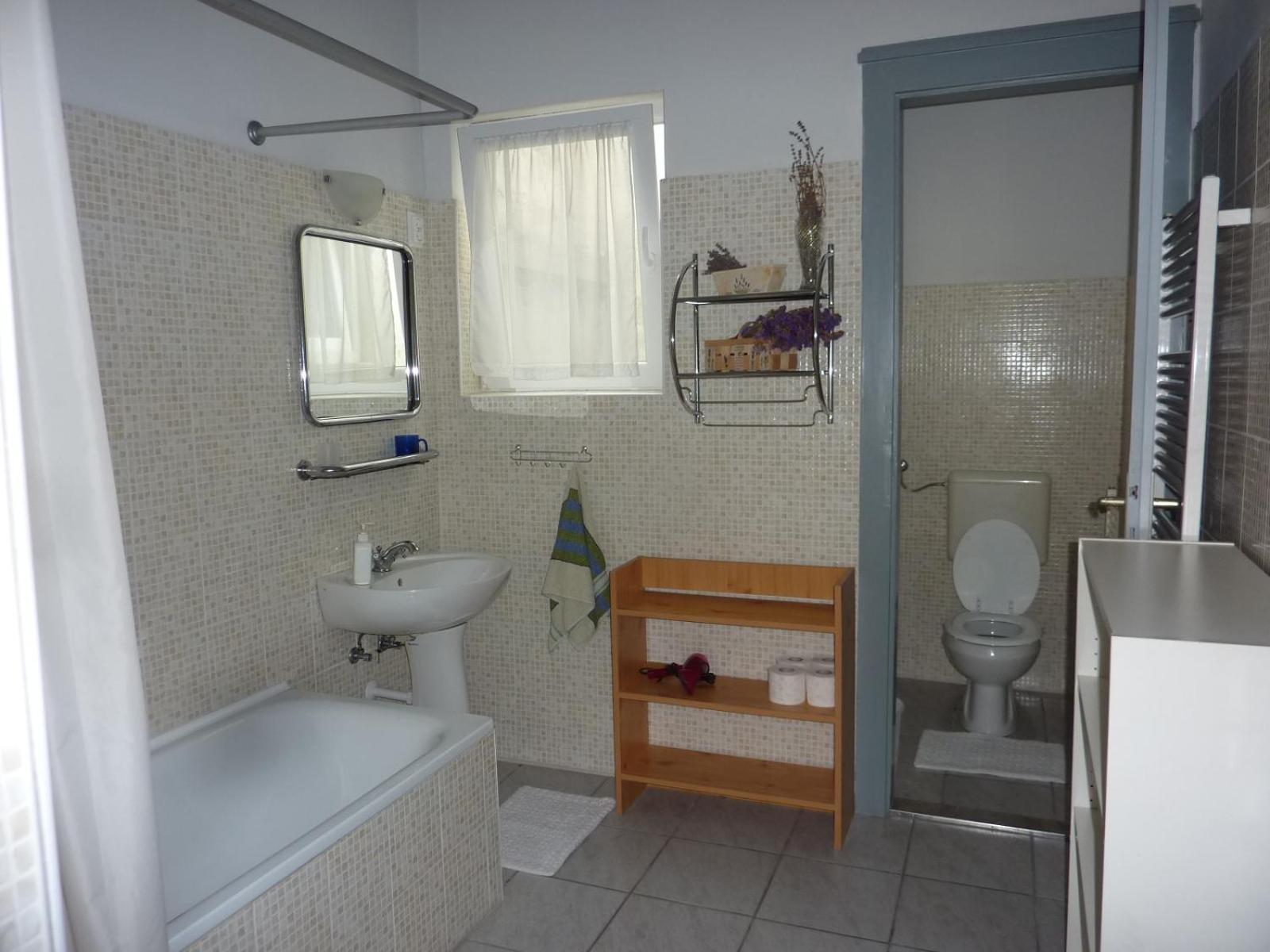 Levandium Apartman Appartement Miskolc Buitenkant foto