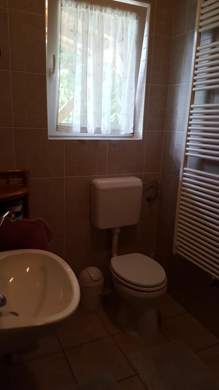 Levandium Apartman Appartement Miskolc Buitenkant foto